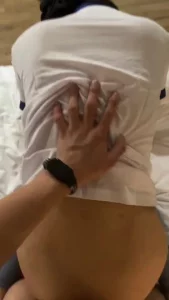 后入泉州05年瑜伽裤骚鸡（欢迎女粉私信）