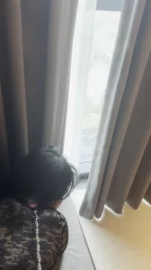 [原创]黑丝高跟御姐被主人牵着狗链当母狗玩