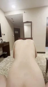对镜抽插女同事