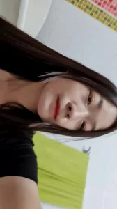 小骚货居家自拍擦穴