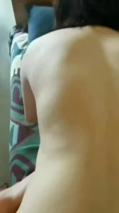操少妇，花枝乱颤，狂叫不止，邻居见面都坏笑了
