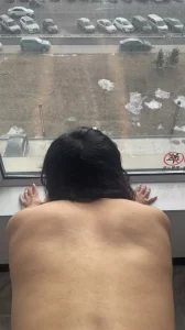 [原创]呼市少妇，就想让外面的人看着她被草，喜欢刺激