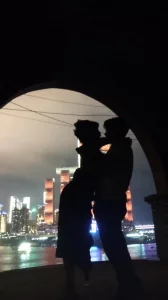 户外江边诱惑，桥洞下面直接开干