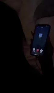 刺激，打电话给舔狗！