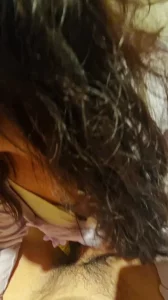 撸管必备，露脸少妇一脸兴奋