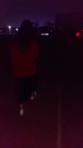 广场搭讪嫩妹！！